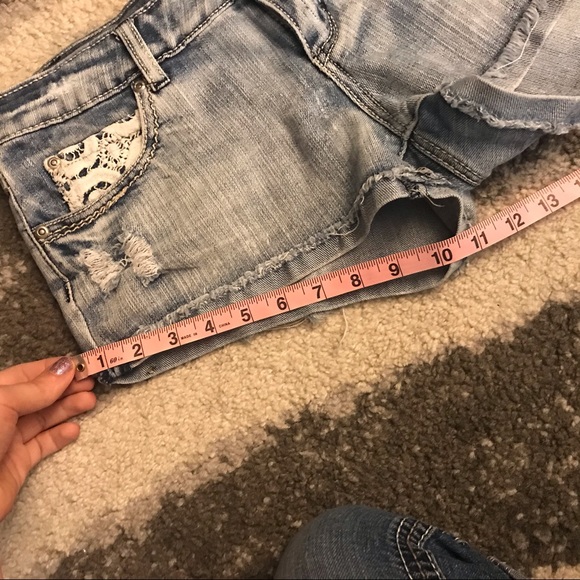 Denim Empyer shorts - Picture 2 of 7